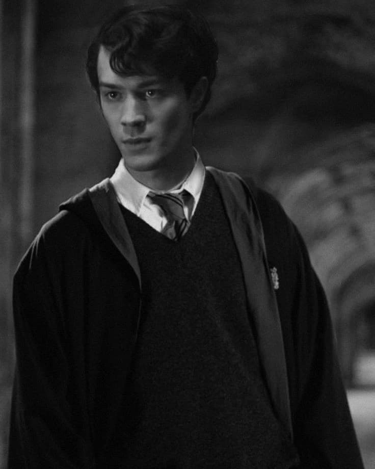 Tom Marvolo Riddle thumbnail