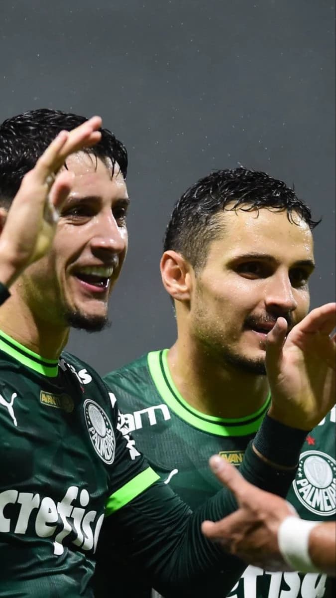 Veiga Raphael and Pique thumbnail
