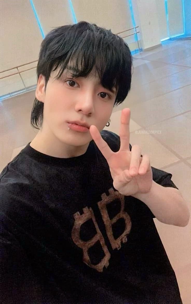 jeon jungkook thumbnail