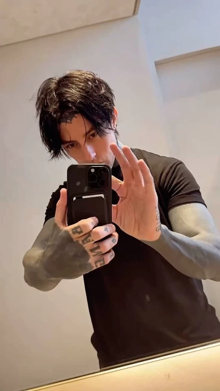 Ronnie Radke thumbnail
