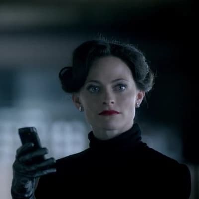 Irene Adler thumbnail