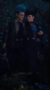 Malévola y Hades thumbnail