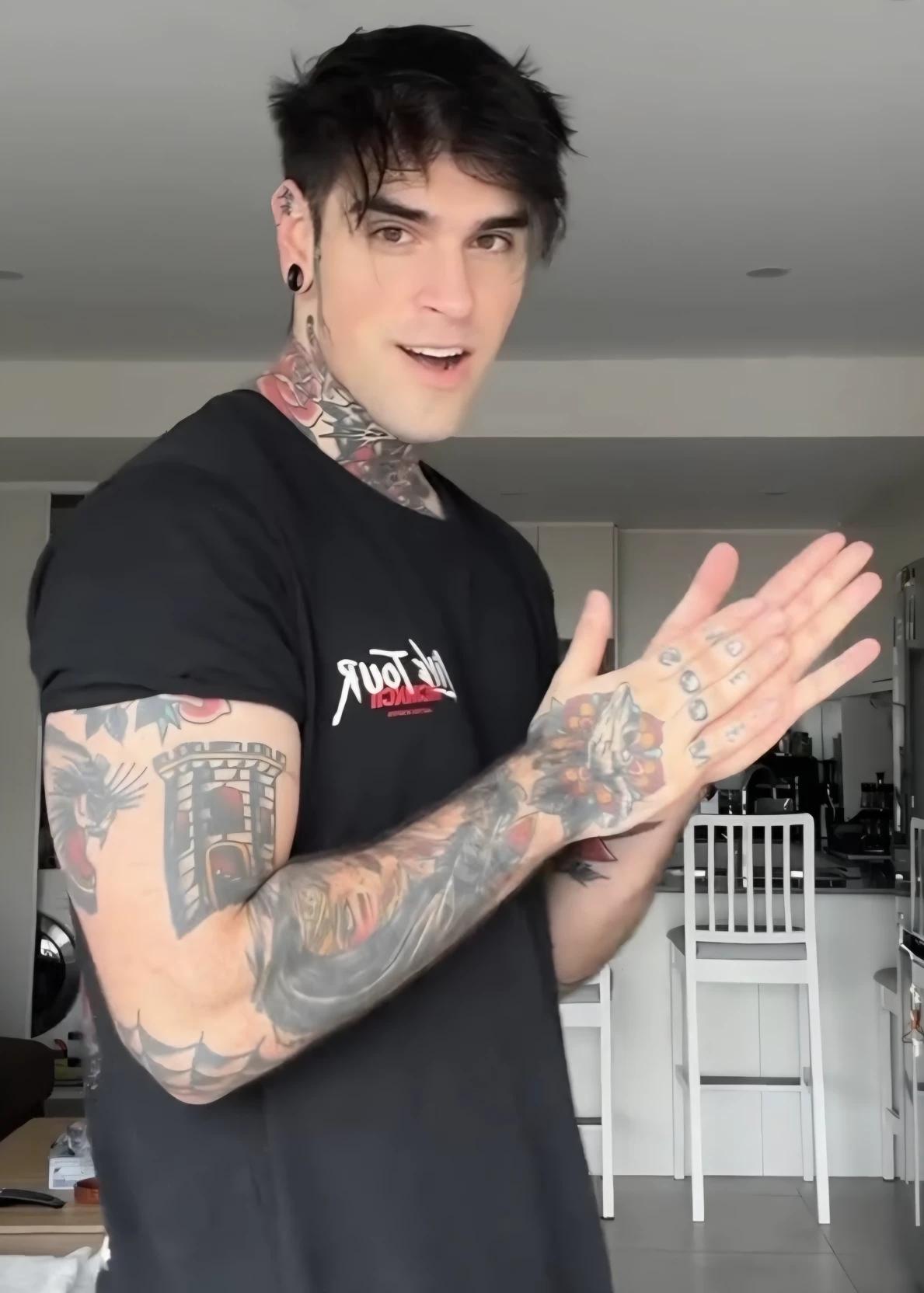 government Saric thumbnail