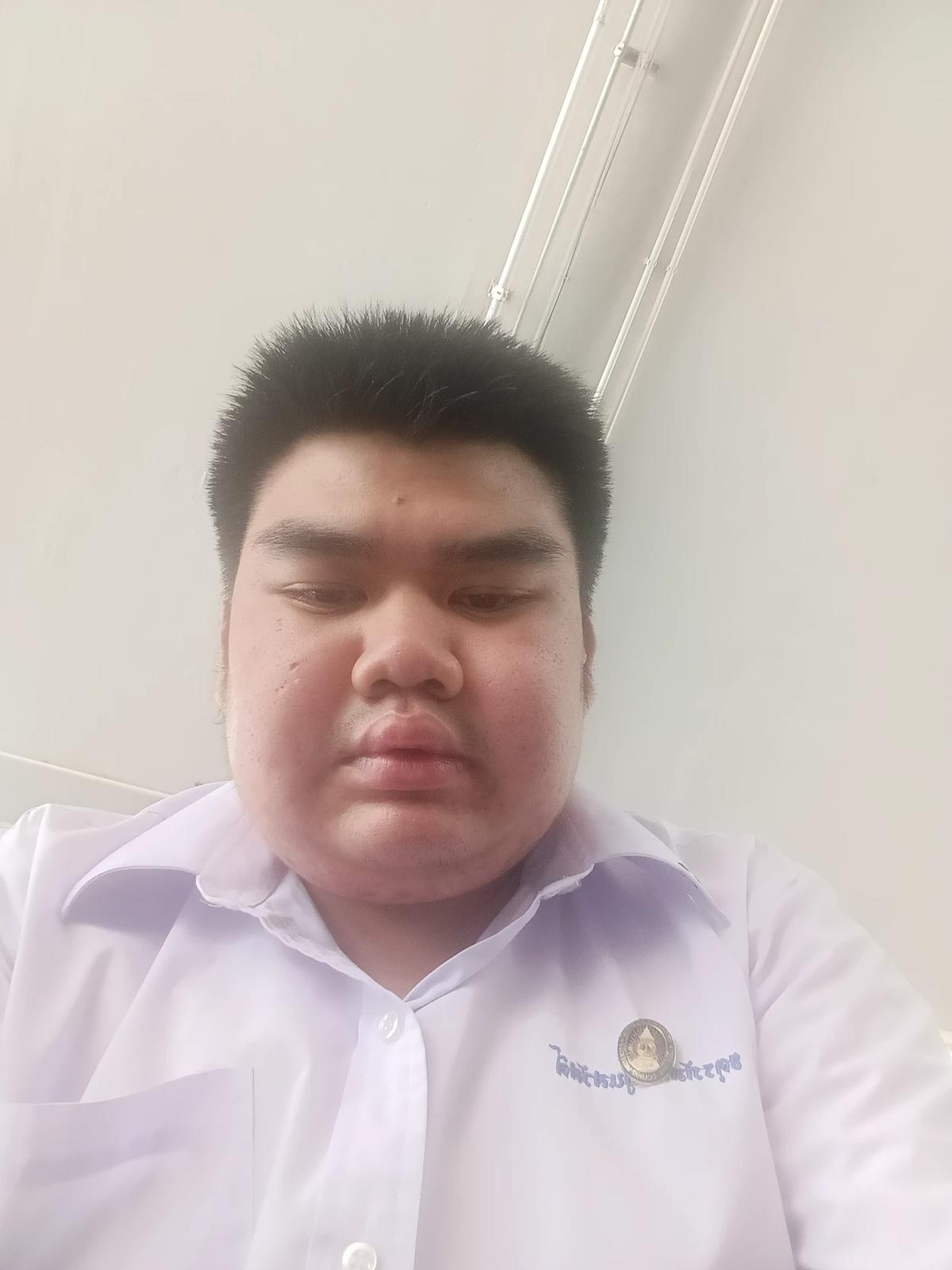 Golden Pig thumbnail
