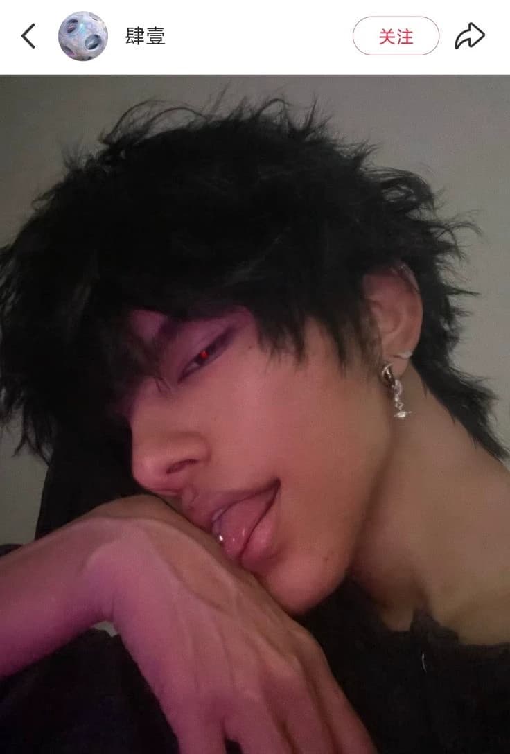 Alex thumbnail