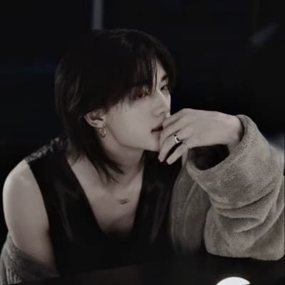 Hyunjin (older brother) thumbnail