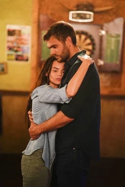 Alex roe  thumbnail