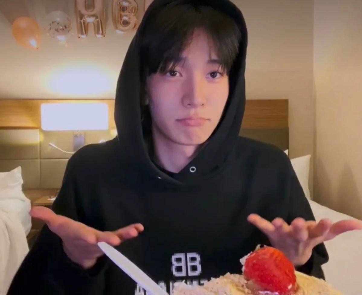 Heeseung thumbnail