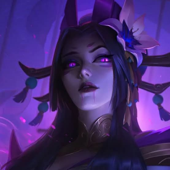 cassy the leader of the golden wings knights thumbnail