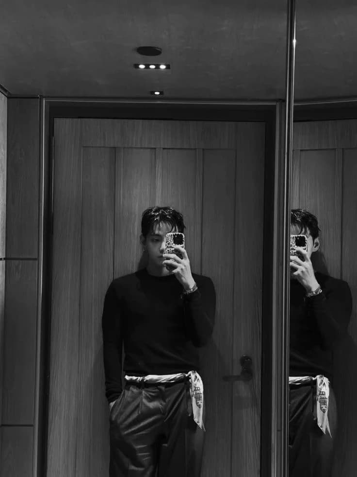Kim Taehyung thumbnail