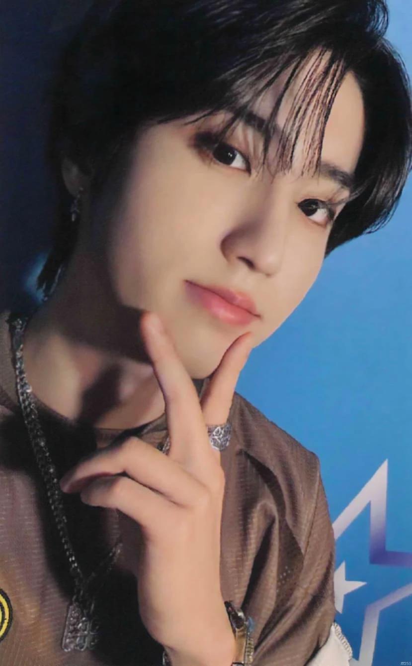 Han Jisung thumbnail