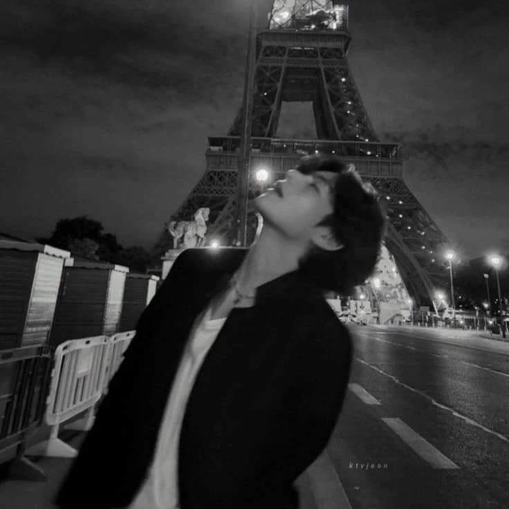 Kim Taehyung (BTS) thumbnail