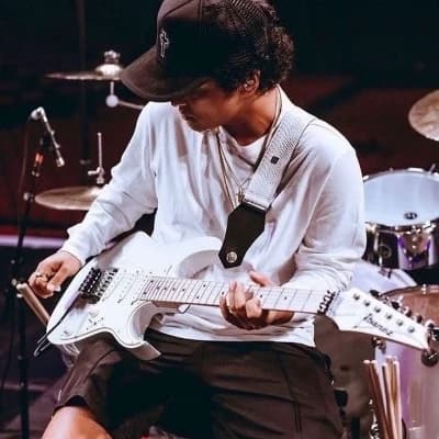 Bruno Mars thumbnail