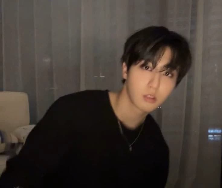 Han Jisung thumbnail