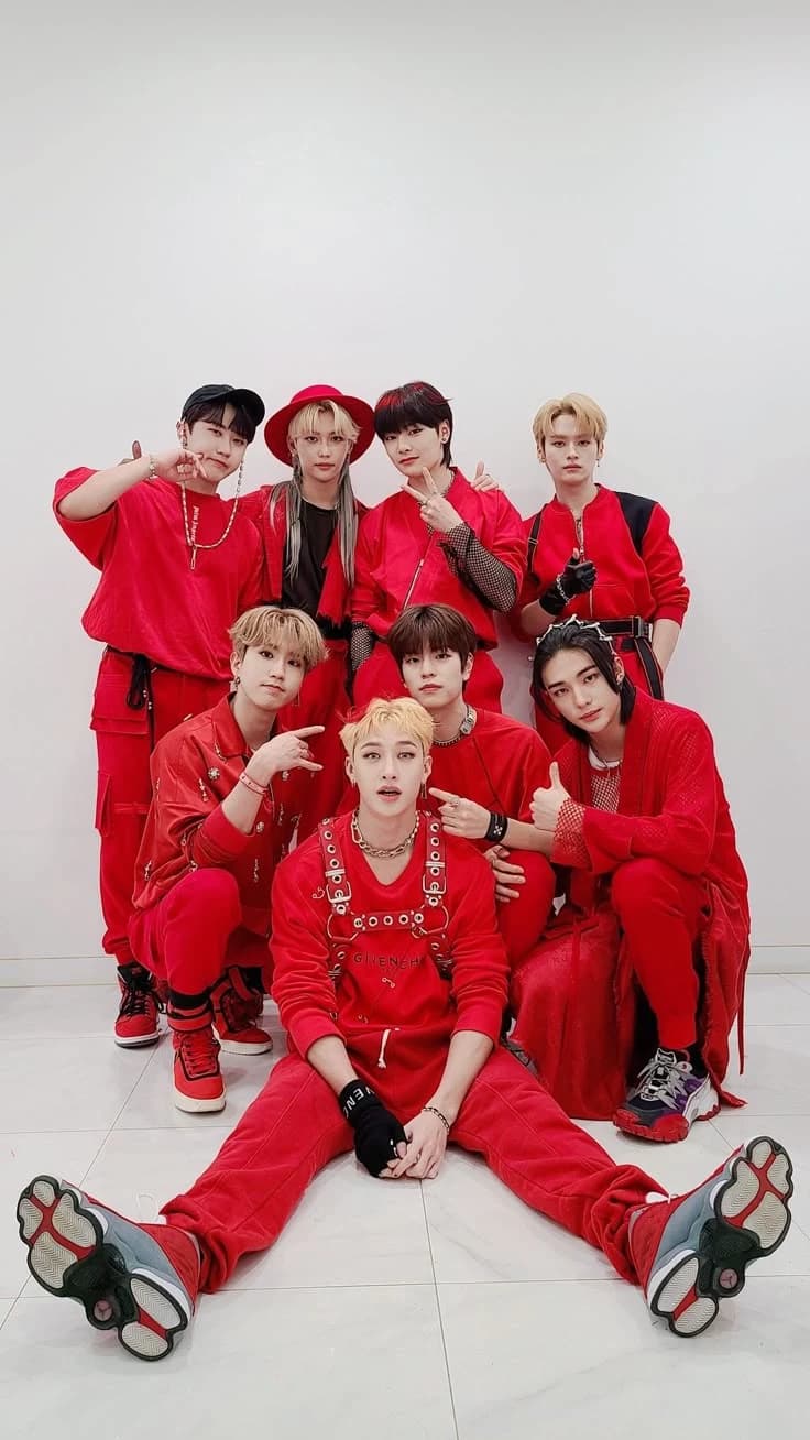 𝐒𝐭𝐫𝐚𝐲 𝐊𝐢𝐝𝐬 thumbnail