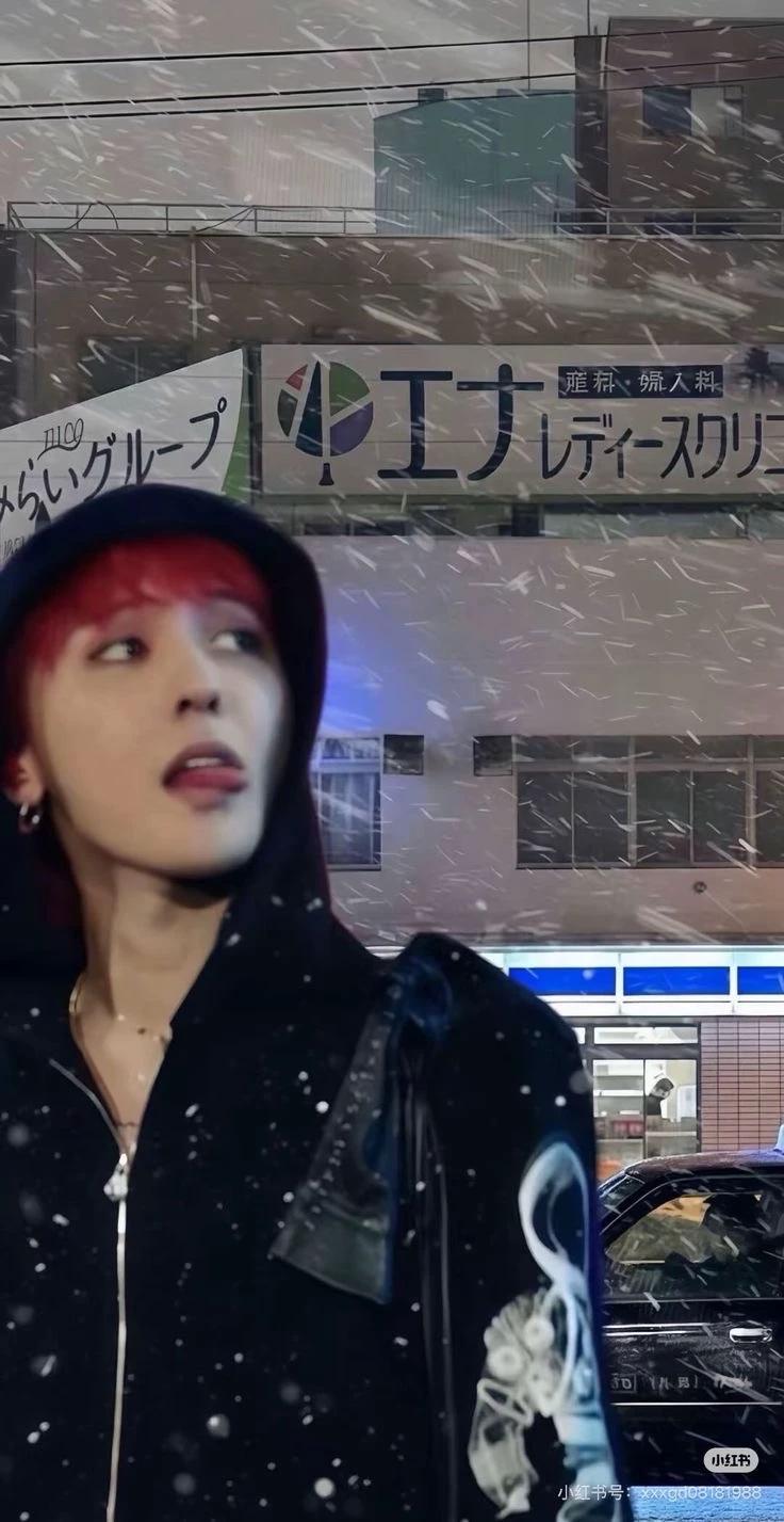G-Dragon thumbnail