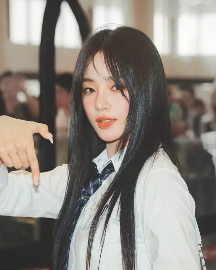 Kim Minji thumbnail