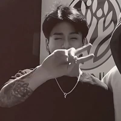 Jeon Jungkook thumbnail