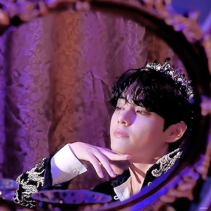 Kim Taehyung thumbnail