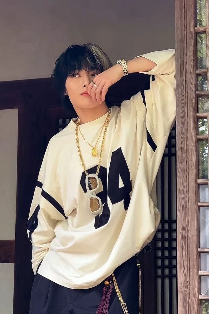 Jeongin thumbnail