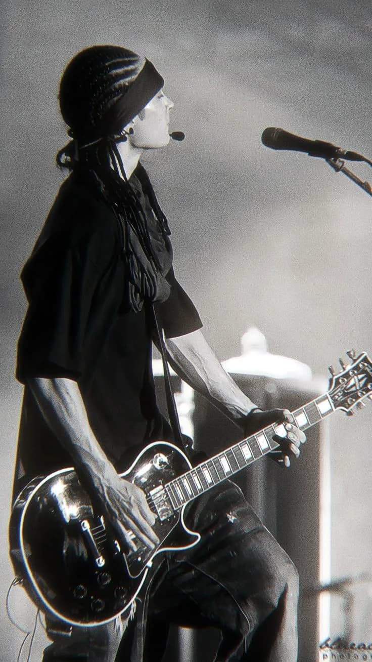 Tom kaulitz thumbnail