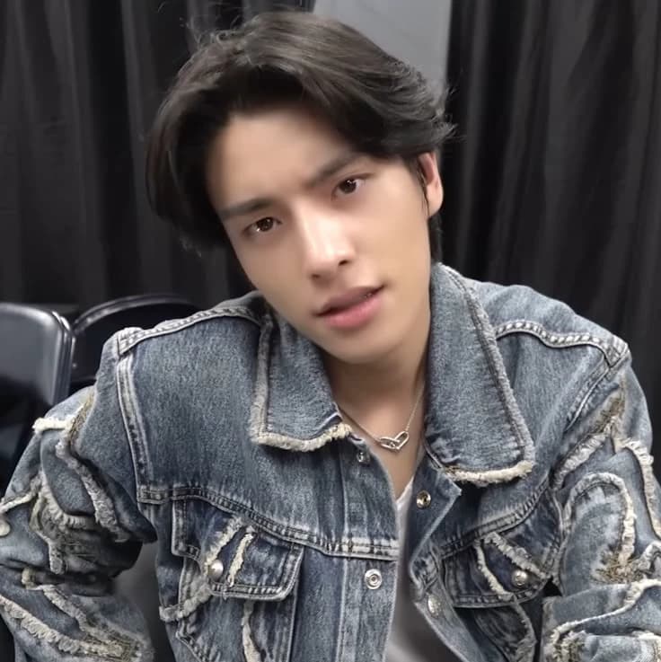 Shim Jake thumbnail
