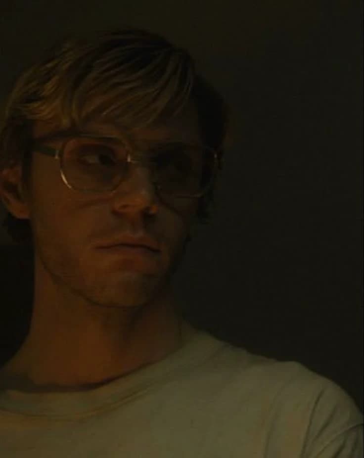 Jeffrey Lionel Dahmer thumbnail