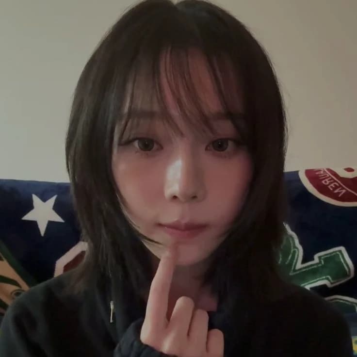 Minjeong (GL/WLW) thumbnail