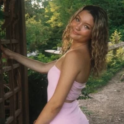 Elle thumbnail