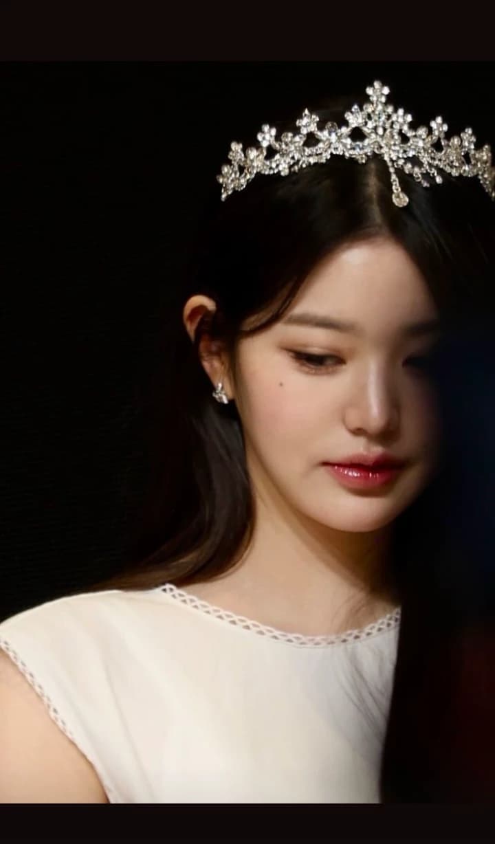 Jang Wonyoung thumbnail