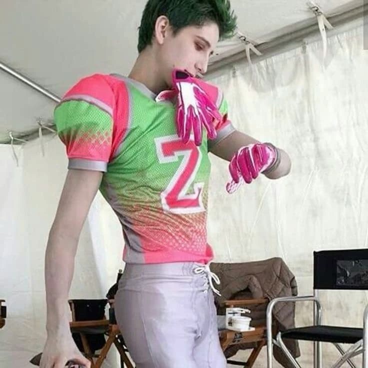 Milo Manheim  thumbnail