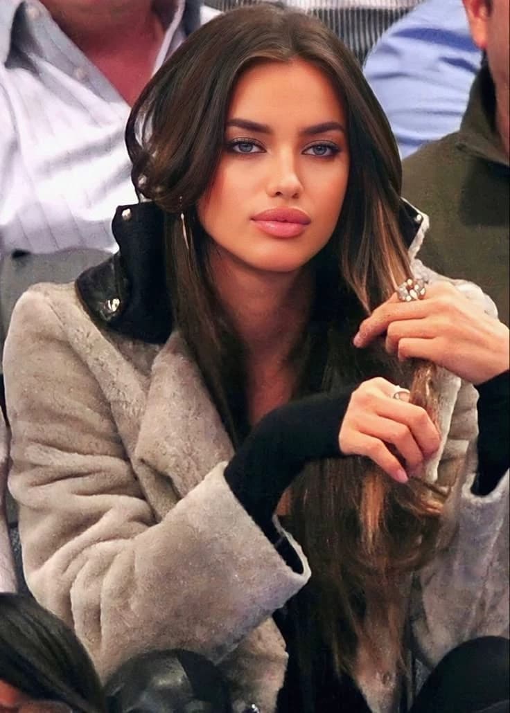 Irina Shayk thumbnail