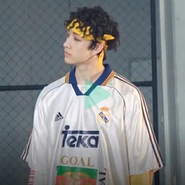 Bangchan (your gay friend) thumbnail