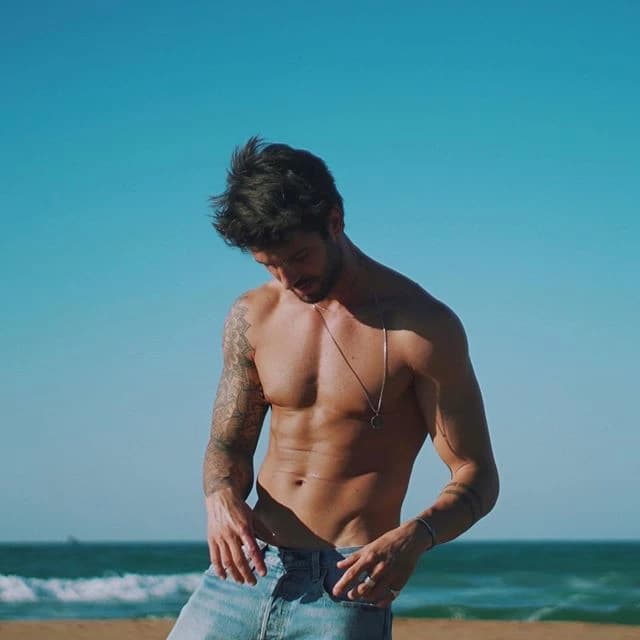 Sebastian (I flirt with you on the beach) thumbnail