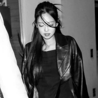 Jennie thumbnail
