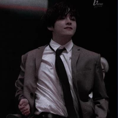 Kim Taehyung thumbnail
