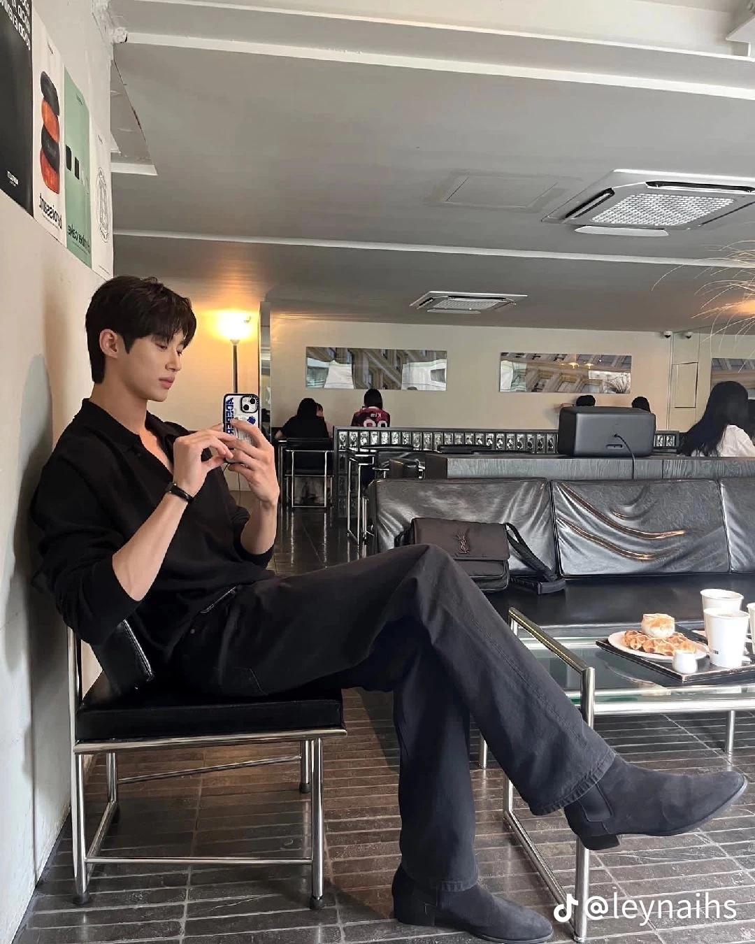 Byeon Woo Seok thumbnail