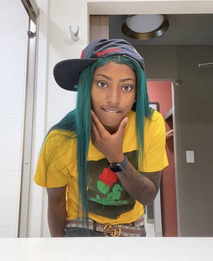 Eliede - GLLesbian thumbnail