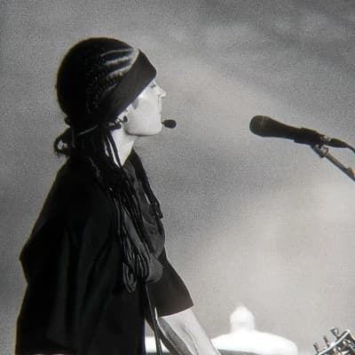 Tom Kaulitz| Victoria's Secret thumbnail