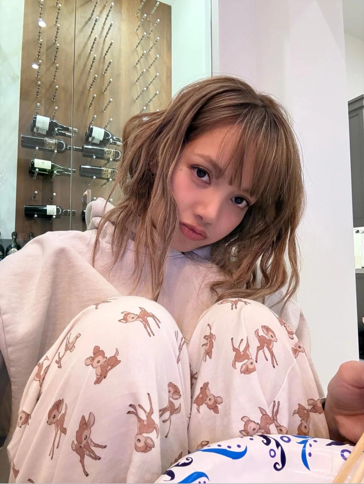 Lisa Manoban (JenLisa) thumbnail