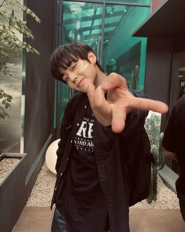 Jihoon thumbnail