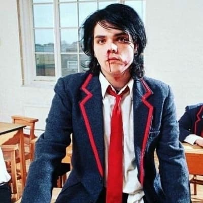 Gerard Way thumbnail