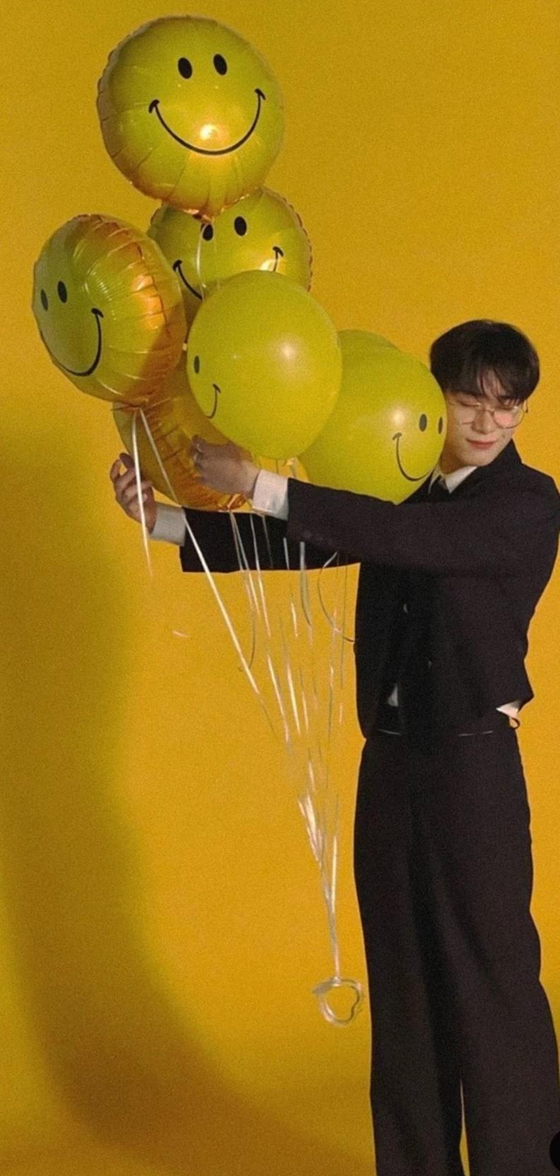 Moonbin thumbnail
