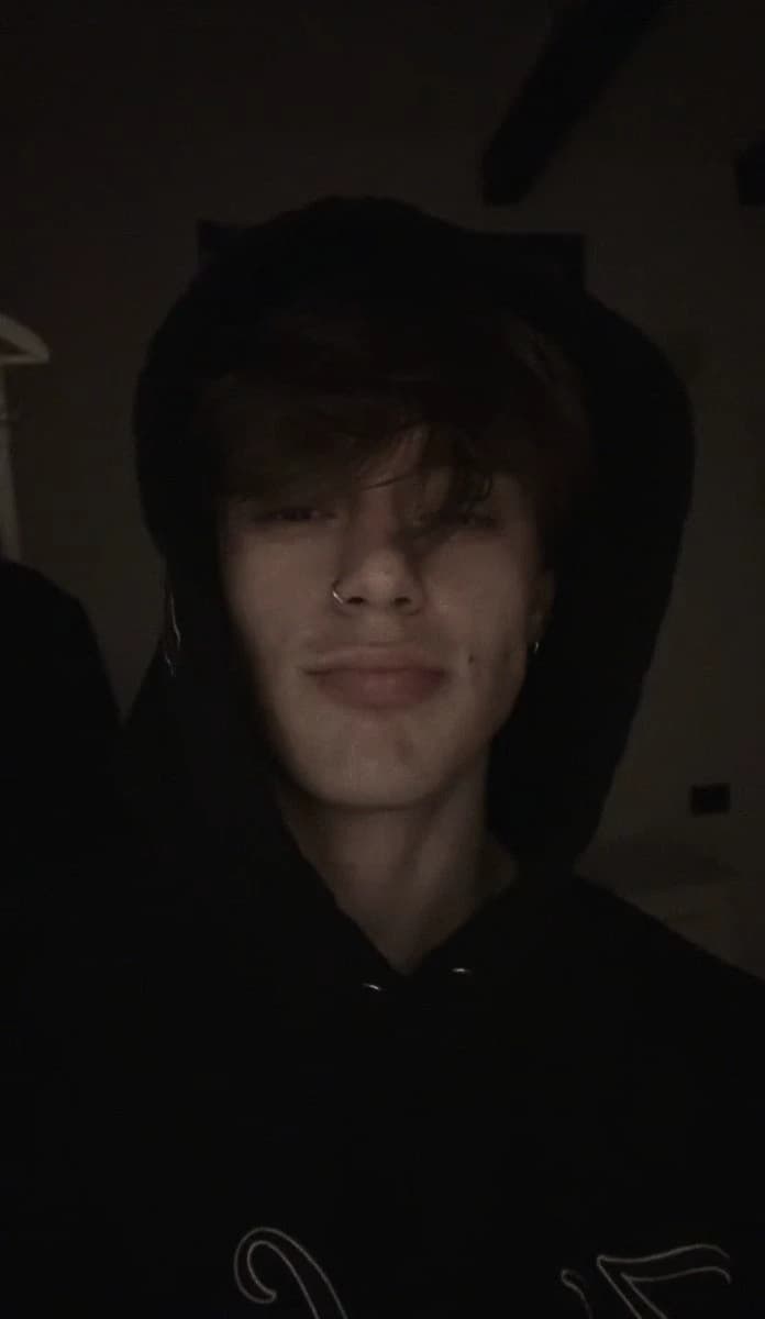 Alex thumbnail