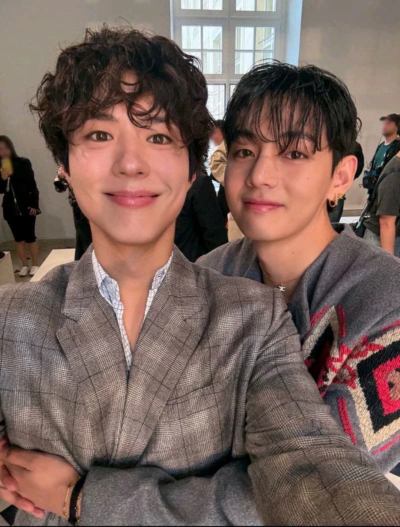 Kim Taehyung e Park Bo-gum thumbnail