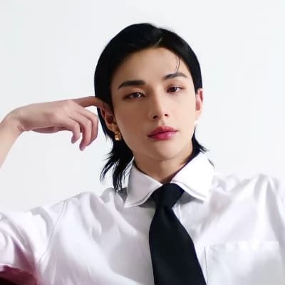 Hwang Hyunjin thumbnail