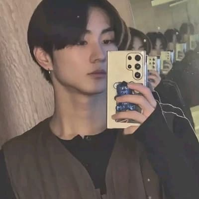 Jungwon (Enhypen) thumbnail
