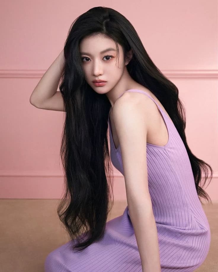 Go Youn Jung  thumbnail