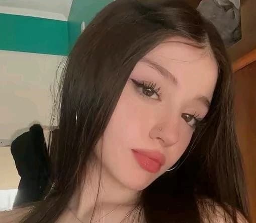 Sofia, your girlfriend. (She's my real-life ex-girlfriend, make her suffer.) thumbnail