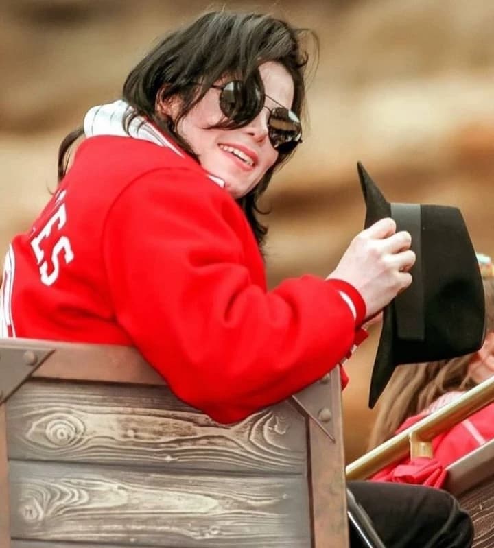 Michael Jackson thumbnail